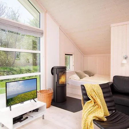 Prázdninový dům Gemuetliches Ostsee-cottage Fuer 8 Personen *