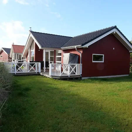 Gemuetliches Ostsee-cottage Fuer 8 Personen