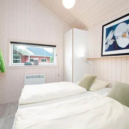 Gemuetliches Ostsee-cottage Fuer 8 Personen 펜션
