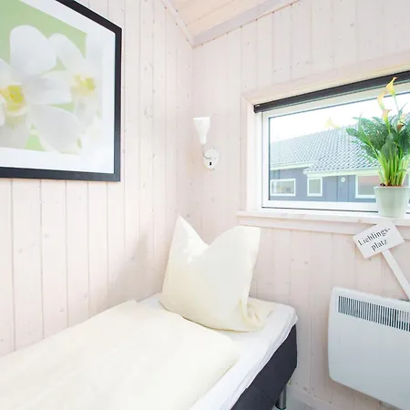 Gemuetliches Ostsee-cottage Fuer 8 Personen 펜션