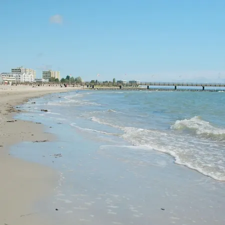 Gemuetliches Ostsee-cottage Fuer 8 Personen